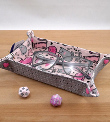 Grey and pink cat theme eyeglass snap tray