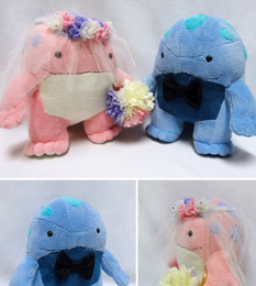 Bride and groom themed quaggan plushies